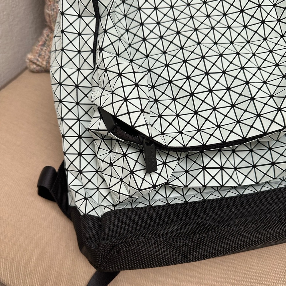 Geometric Patterned Black and White Backpack - Picture 3 of 15